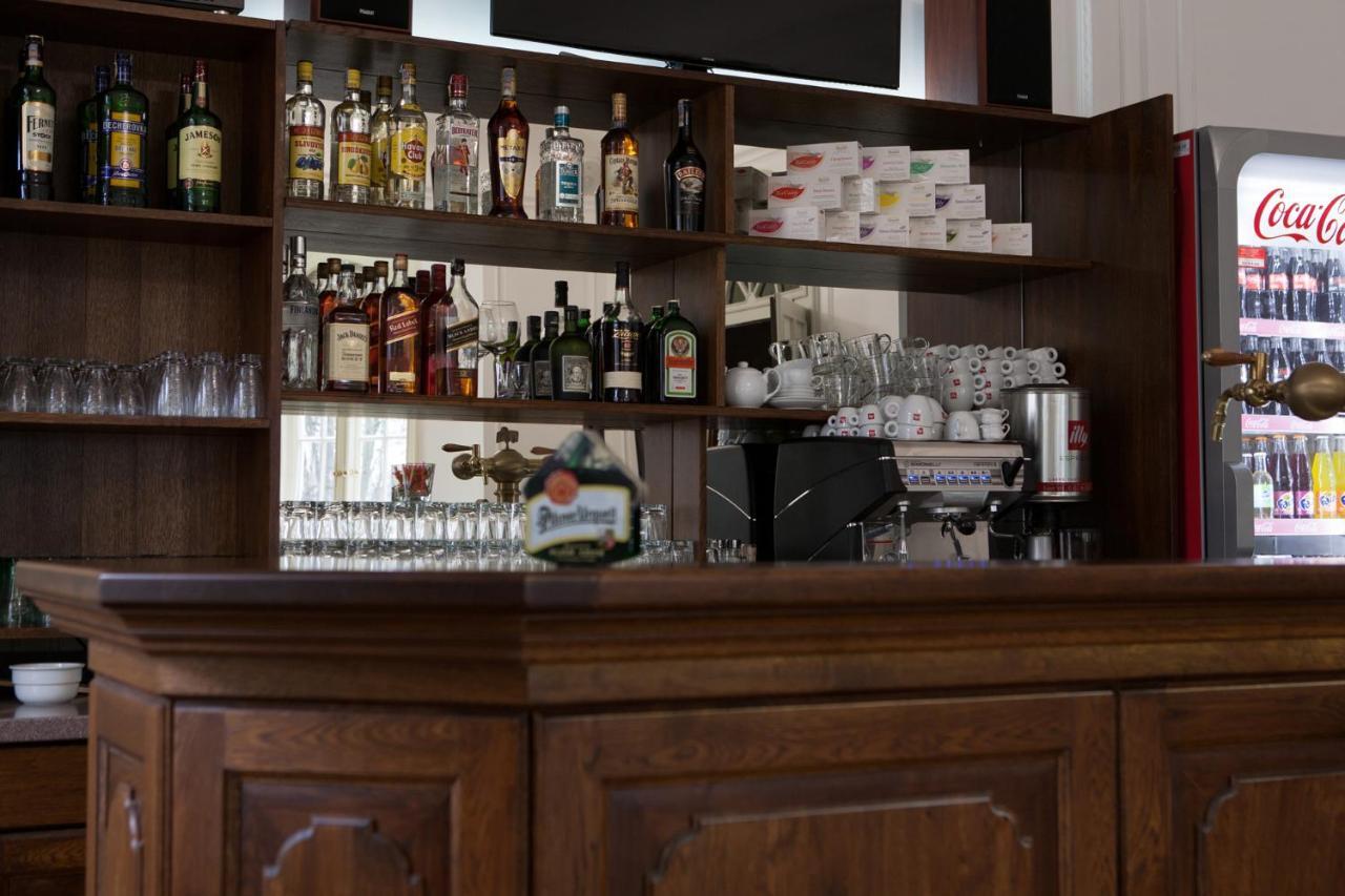 Villa Cafe Krnov Exterior foto
